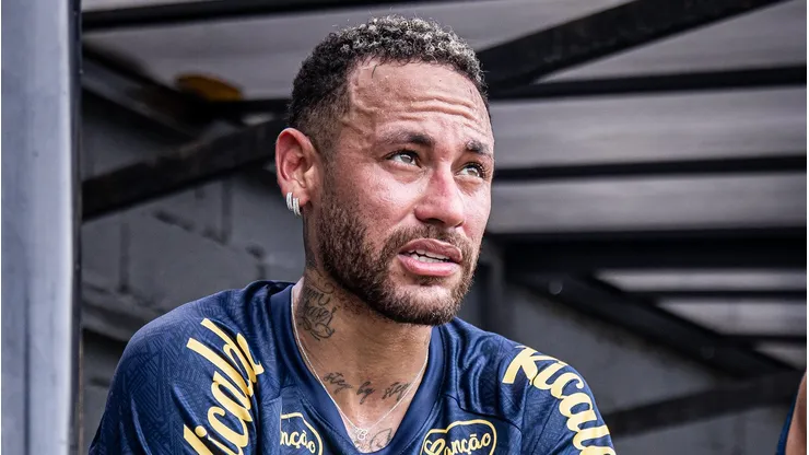 Neymar preocupa o Santos com aumento de pirataria