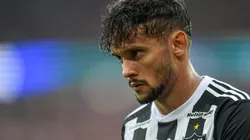 Gustavo Scarpa espera vencer no Mineirão - Foto: Thiago Ribeiro/AGIF.