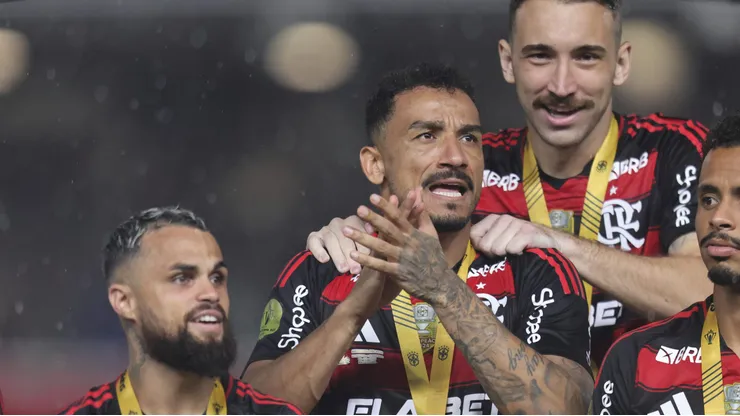 PA - BELEM - 02/02/2025 - SUPERCOPA 2025, FLAMENGO X BOTAFOGO - Danilo jogador do Flamengo durante partida contra o Botafogo no estadio Mangueirao pelo campeonato Supercopa 2025. Foto: Fernando Torres/AGIF