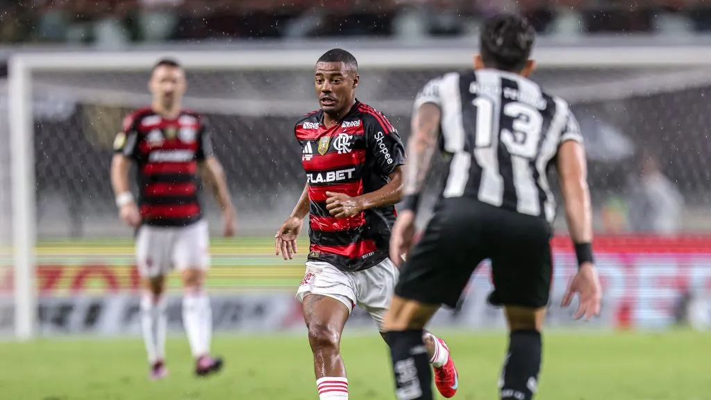 Flamengo venceu o Botafogo no domingo e faturou a Supercopa Rei. Foto: Fernando Torres/AGIF