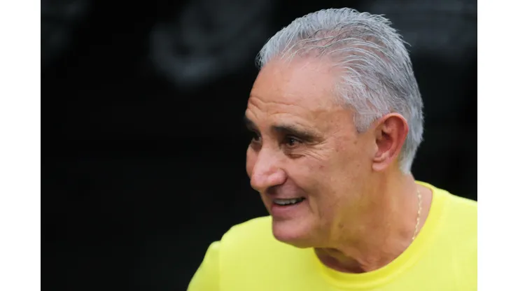 Tite está livre no mercado desde a saída do Flamengo - Foto: Reinaldo Campos/AGIF