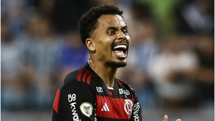 Allan vem se destacando no Flamengo após fase ruim