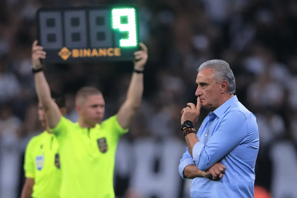Tite atuando pelo Flamengo – Foto: Ettore Chiereguini/AGIF