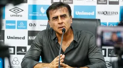 Gustavo Quinteros em entrevista após Juventude X Grêmio - Foto: Luiz Erbes/AGIF