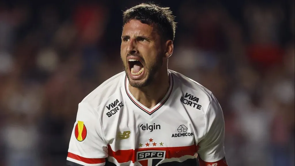 Calleri em partida do São Paulo