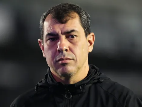 Carille expõe as razões das dificuldades do Vasco em contratar