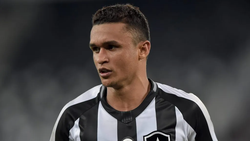 Erik pelo Botafogo em 2019. Foto: Thiago Ribeiro/AGIF
