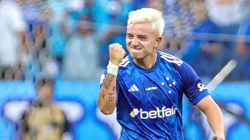 Barreal jogador do Cruzeiro comemora seu gol durante partida contra o Corinthians no estádio Mineirão pelo campeonato Brasileiro A 2024. Foto: Gilson Lobo/AGIF