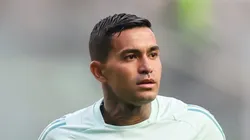 Dudu, jogador do Cruzeiro, durante aquecimento pelo Campeonato Mineiro