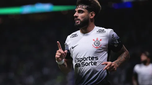 SP - SAO PAULO - 06/02/2025 - PAULISTA 2025, PALMEIRAS X CORINTHIANS - Yuri Alberto jogador do Corinthians comemora seu gol durante partida contra o Palmeiras no estadio Arena Allianz Parque pelo campeonato Paulista 2025. Foto: Ettore Chiereguini/AGIF