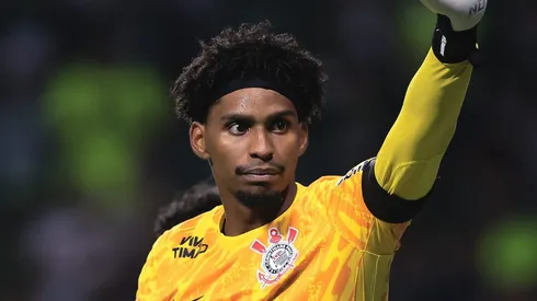 SP - SAO PAULO - 06/02/2025 - PAULISTA 2025, PALMEIRAS X CORINTHIANS - Hugo Souza goleiro do Corinthians durante partida contra o Palmeiras no estadio Arena Allianz Parque pelo campeonato Paulista 2025.