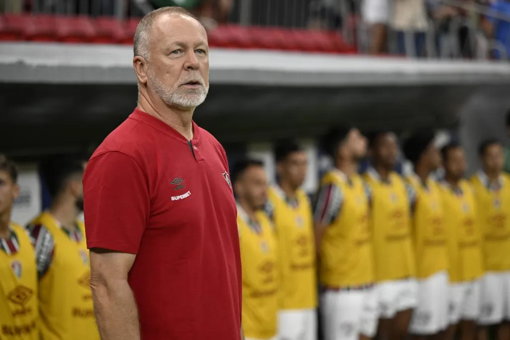Mano Menezes destaca vitória do Fluminense no Carioca