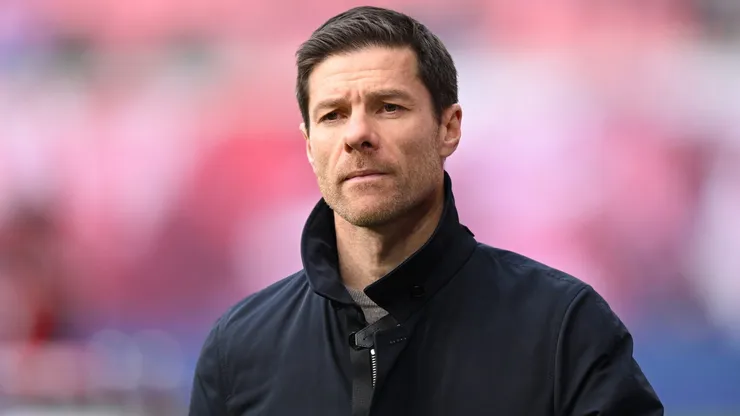 Xabi Alonso no Bayer Leverkusen (Photo by Stuart Franklin/Getty Images)