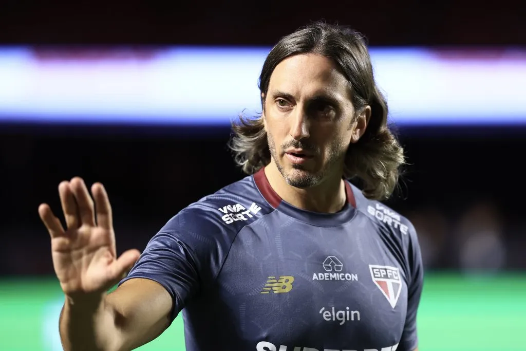 SP – SAO PAULO – 23/01/2025 – PAULISTA 2025, SAO PAULO X GUARANI – Luis Zubeldia tecnico do Sao Paulo durante partida contra o Guarani no estadio Morumbi pelo campeonato Paulista 2025. Foto: Marcello Zambrana/AGIF
