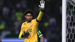 Hugo Souza em partida entre Palemiras x Corinthians pelo Paulistão 2025/ Foto: Ettore Chiereguini/AGIF