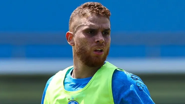 Colombiano tenta se firmar no elenco. Foto: Lucas Uebel/Grêmio FBPA.