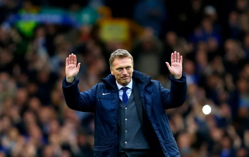 LIVERPOOL, ENGLAND – MAY 12: Manager David Moyes of Everton thanks the home fans after the Barclays Premier League match between Everton and West Ham United at Goodison Park on May 12, 2013 in Liverpool, England. (Photo by Paul Thomas/Getty Images)