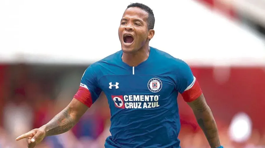 Andrés Rentería quando atuava pelo Cruz Azul (MEX)