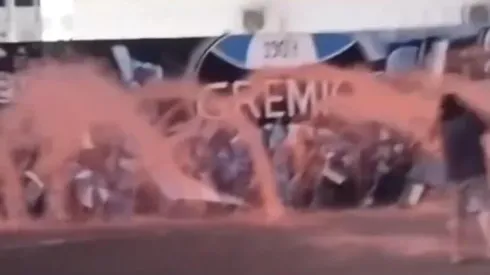 Arena do Grêmio amanhece pichada às vésperas do Gre-Nal 444. Foto: Reprodução