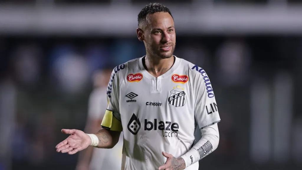 Fator Neymar pode ajudar na contratação de Rollheiser no Santos. Foto: Ettore Chiereguini/AGIF