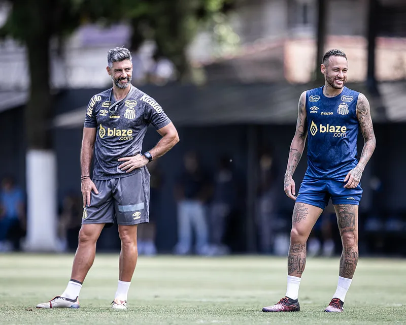 Neymar em treino no CT Rei Pelé. Foto: Raul Baretta/Santos FC