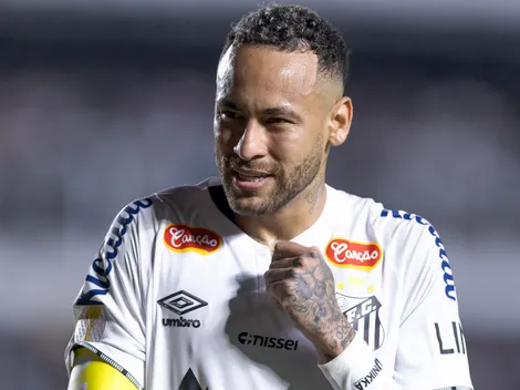 Neymar incentiva os Meninos da Vila em visita ao CT Rei Pelé