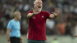 Mano Menezes técnico do Fluminense durante partida contra o São Paulo no estádio Maracanã pelo campeonato Brasileiro A 2024. Foto: Jorge Rodrigues/AGIF