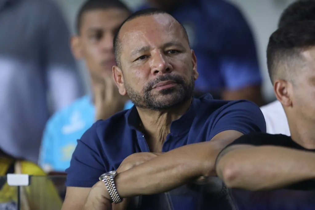 Neymar Pai é contra a SAF no Santos – Foto: Reinaldo Campos/AGIF