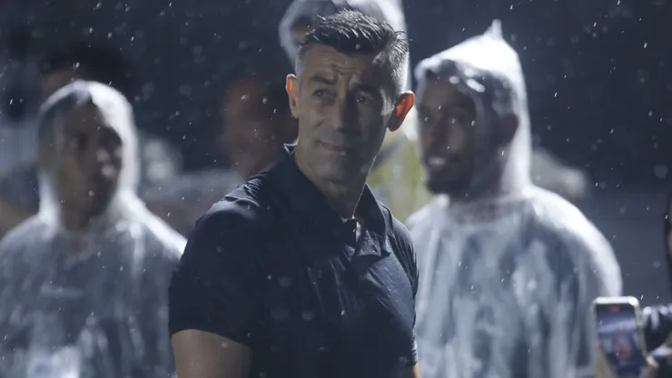 Pedro Caixinha, técnico do Santos
