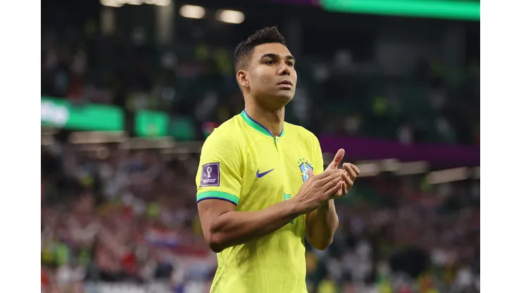 AL RAYYAN, QATAR - DECEMBER 09: Casemiro of Brazil applauds the fans after the team's defeat in the penalty shoot out during the FIFA World Cup Qatar 2022 quarter final match between Croatia and Brazil at Education City Stadium on December 09, 2022 in Al Rayyan, Qatar. (Photo by Michael Steele/Getty Images)