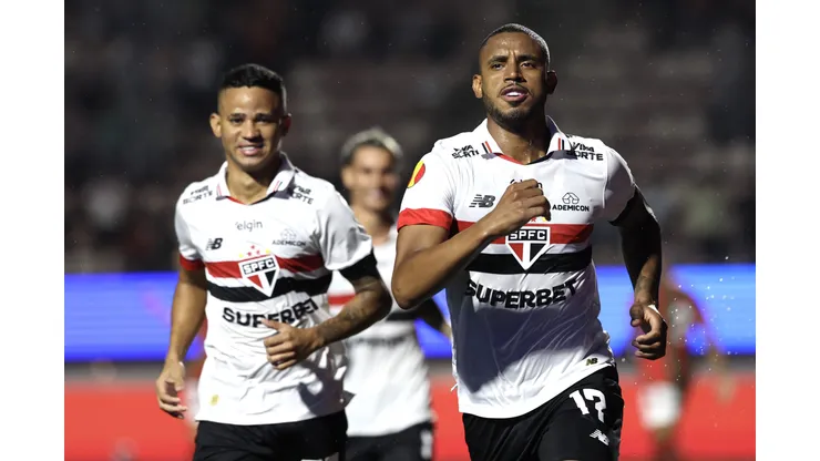 SP - SAO PAULO - 29/01/2025 - PAULISTA 2025, PORTUGUESA X SAO PAULO - Andre Silva jogador do Sao Paulo comemora seu gol durante partida contra o Portuguesa no estadio Pacaembu pelo campeonato Paulista 2025. Foto: Marcello Zambrana/AGIF
