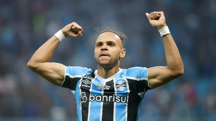 Braithwaite em partida pelo Grêmio. Foto: Luis Felipe Amorin/AGIF