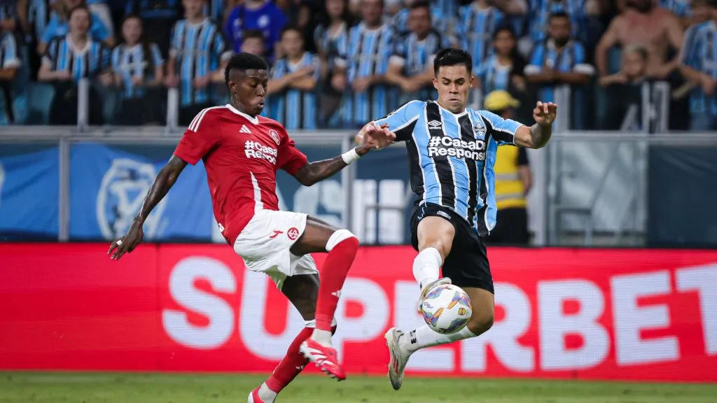 Grêmio e Internacional - Foto: Maxi Franzoi/AGIF.
