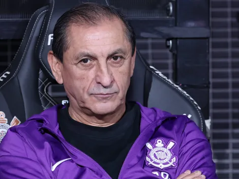 Ramón Díaz é alvo dos torcedores por manter Garro no banco