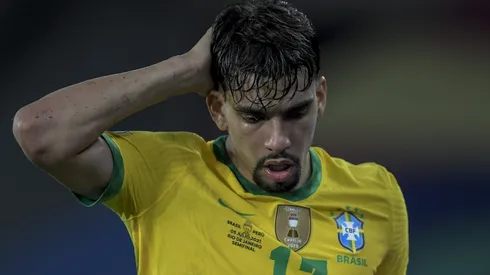 Lucas Paquetá durante partida entre Brasil e Peru, no Estádio Nilton Santos, pela Copa América de 2021.