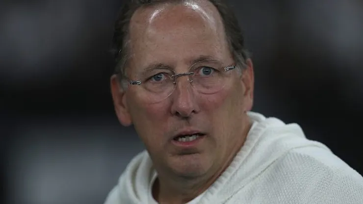 John Textor durante partida entre Botafogo e Palmeiras, no Estádio Nilton Santos, pelo Brasileirão 2024. Foto: Wagner Meier