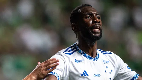 Bolasie provoca o Atlético-MG.