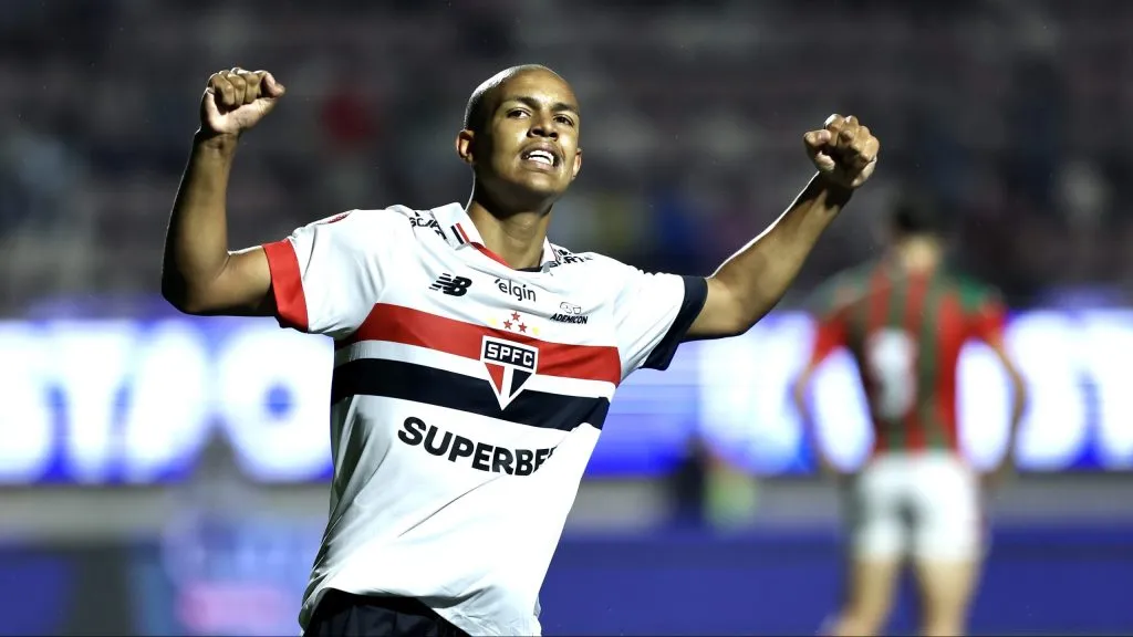 Ryan, joia da base do São Paulo