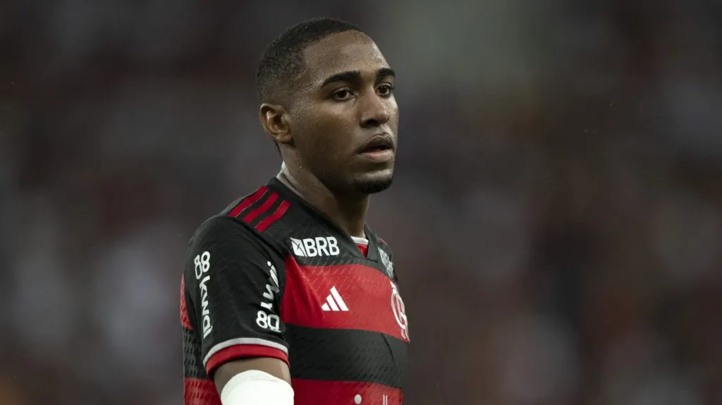 Lorran deve ser negociado pelo Flamengo nos próximos dias