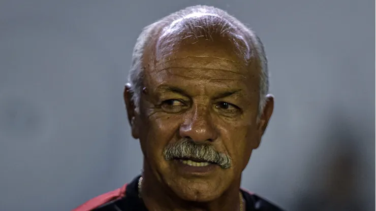 Maestro Júnior, ídolo do Flamengo e comentarista da TV Globo