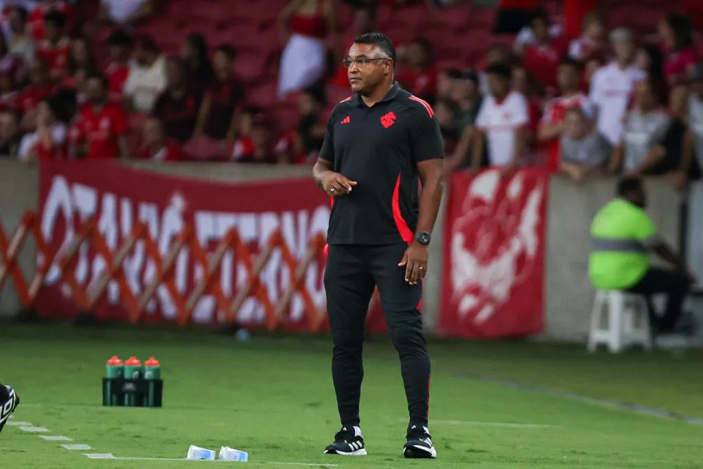 Roger Machado pode participar do próximo jogo. Foto: Maxi Franzoi/AGIF