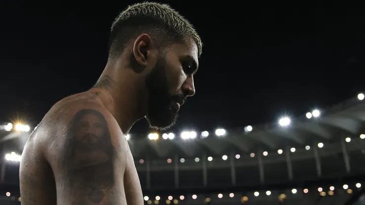 Gabigol toma atitude nos bastidores após expulsão