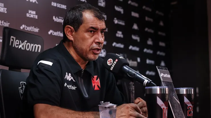 Carille despista sobre chegada de novos reforços.