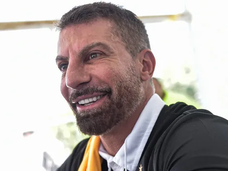 Pedrinho aceita proposta no Vasco e GB vai jogar no Fenerbahçe