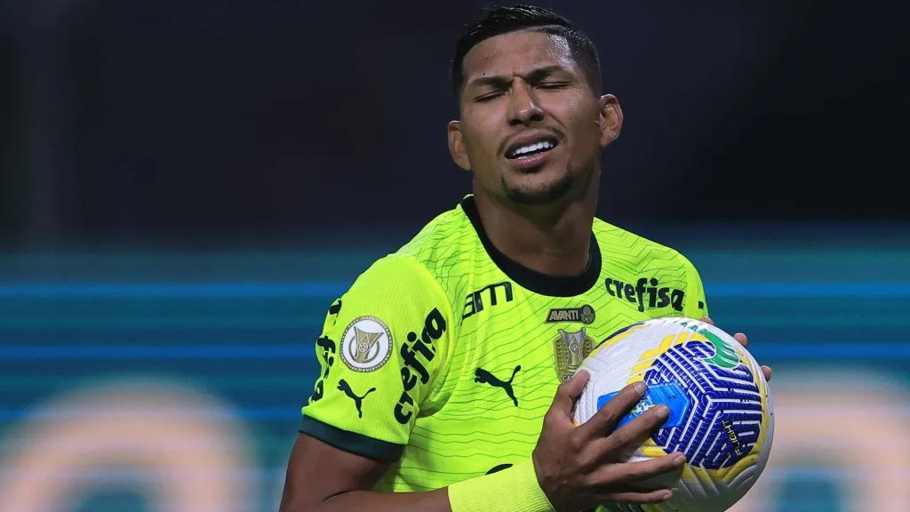 Rony não deve seguir no Palmeiras - Foto: Ettore Chiereguini/AGIF.