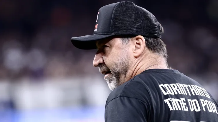 Augusto Melo, presidente do Corinthians, durante partida contra o São Bernardo na Arena Corinthians pelo Campeonato Paulista 2025. Foto: Marcello Zambrana / AGIF