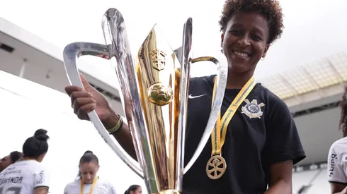 Taça da Supercopa do Brasil. Foto: Ettore Chiereguini/AGIF