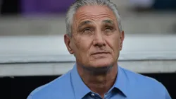 Tite acompanhando a equipe do Flamengo