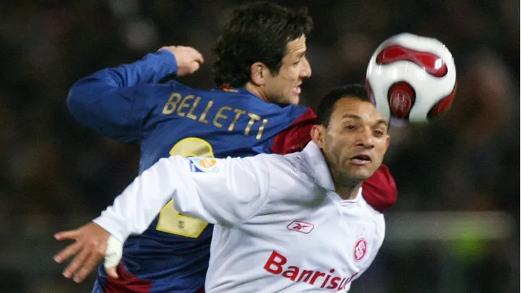 Iarley foi campeão mundial pelo Inter em 2006, após vitória histórica diante do Barcelona