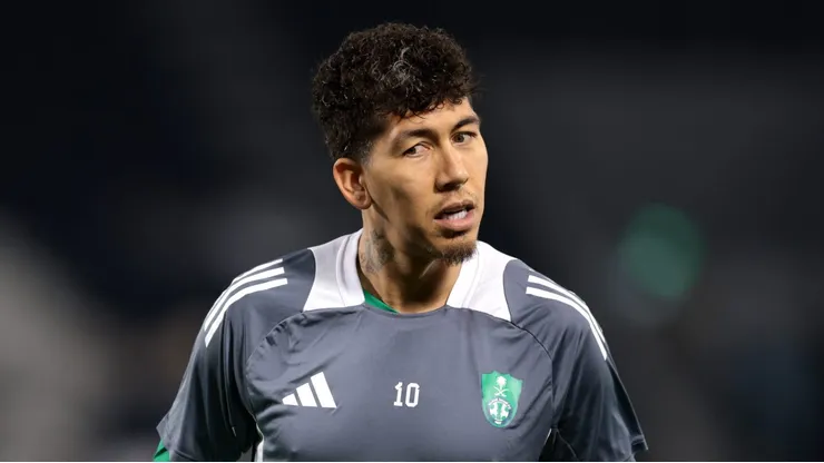 Firmino tem situação exposta no Flamengo para a temporada